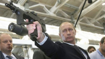 Putin + gun